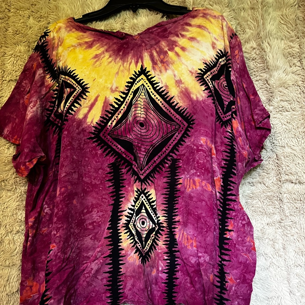 Size M top.
